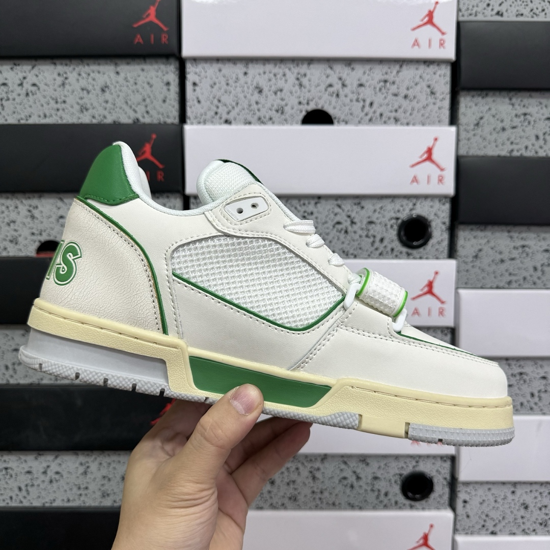 Louis Vuitton Trainer (White Green) - Image 3