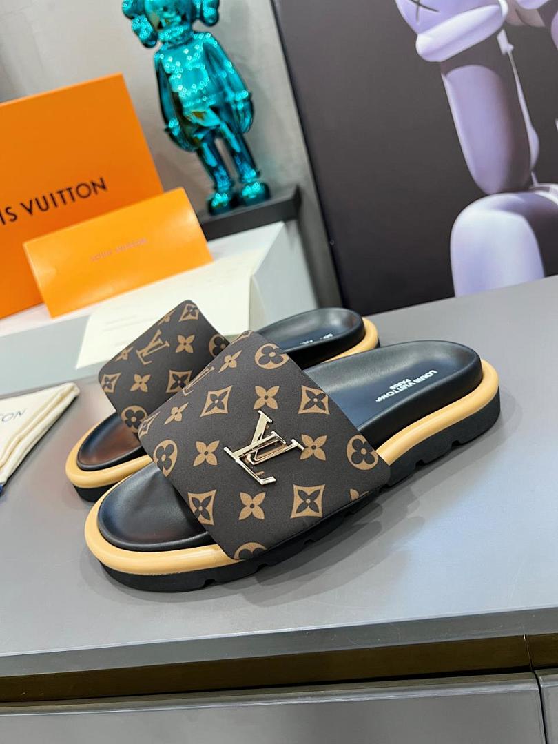 Louis Vuitton Velcro Slippers - Image 7
