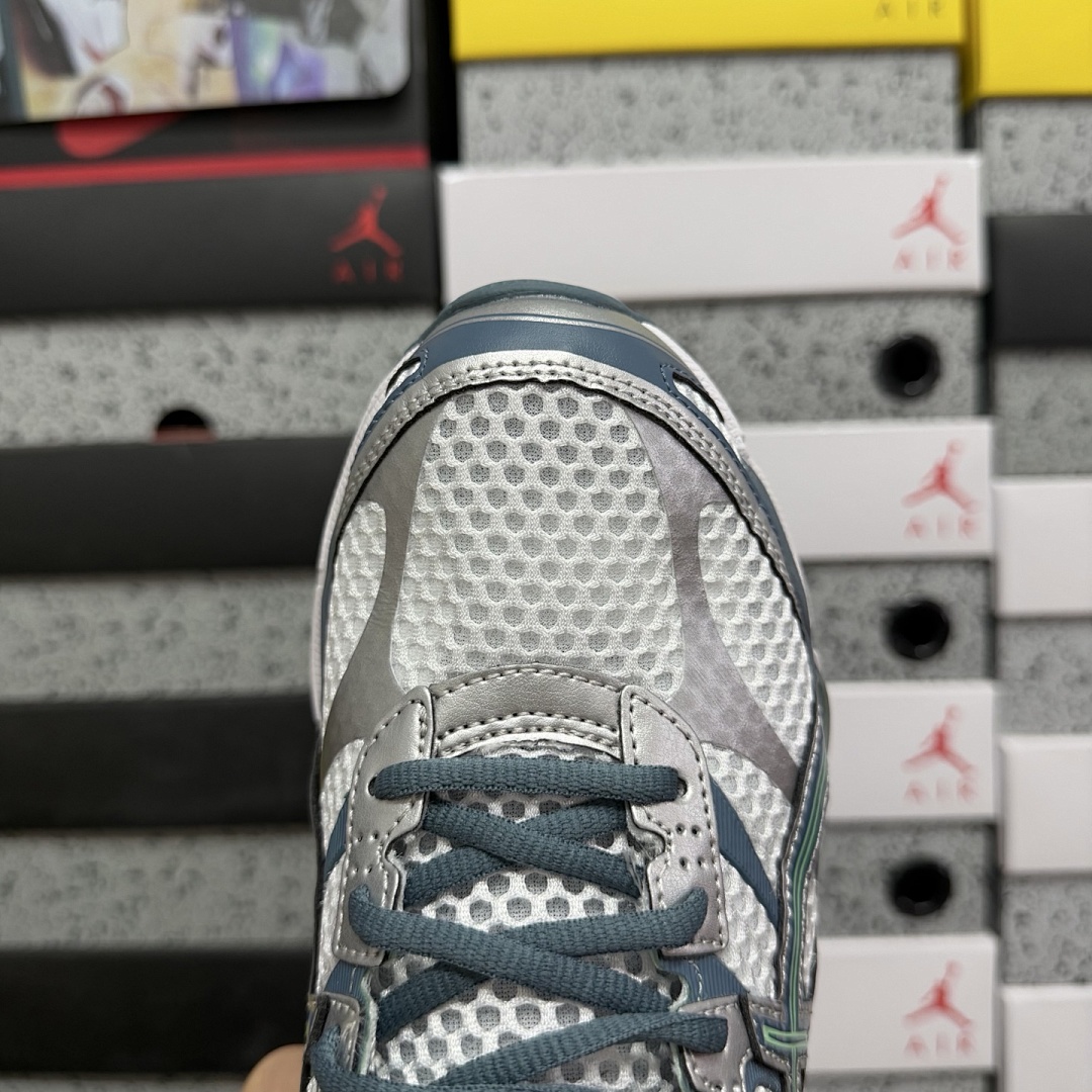 ASICS Gel-Cumulus 16 White Ironclad - Image 6