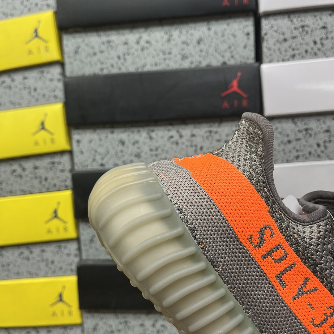 Adidas Yeezy Boost 350 V2 - Image 2