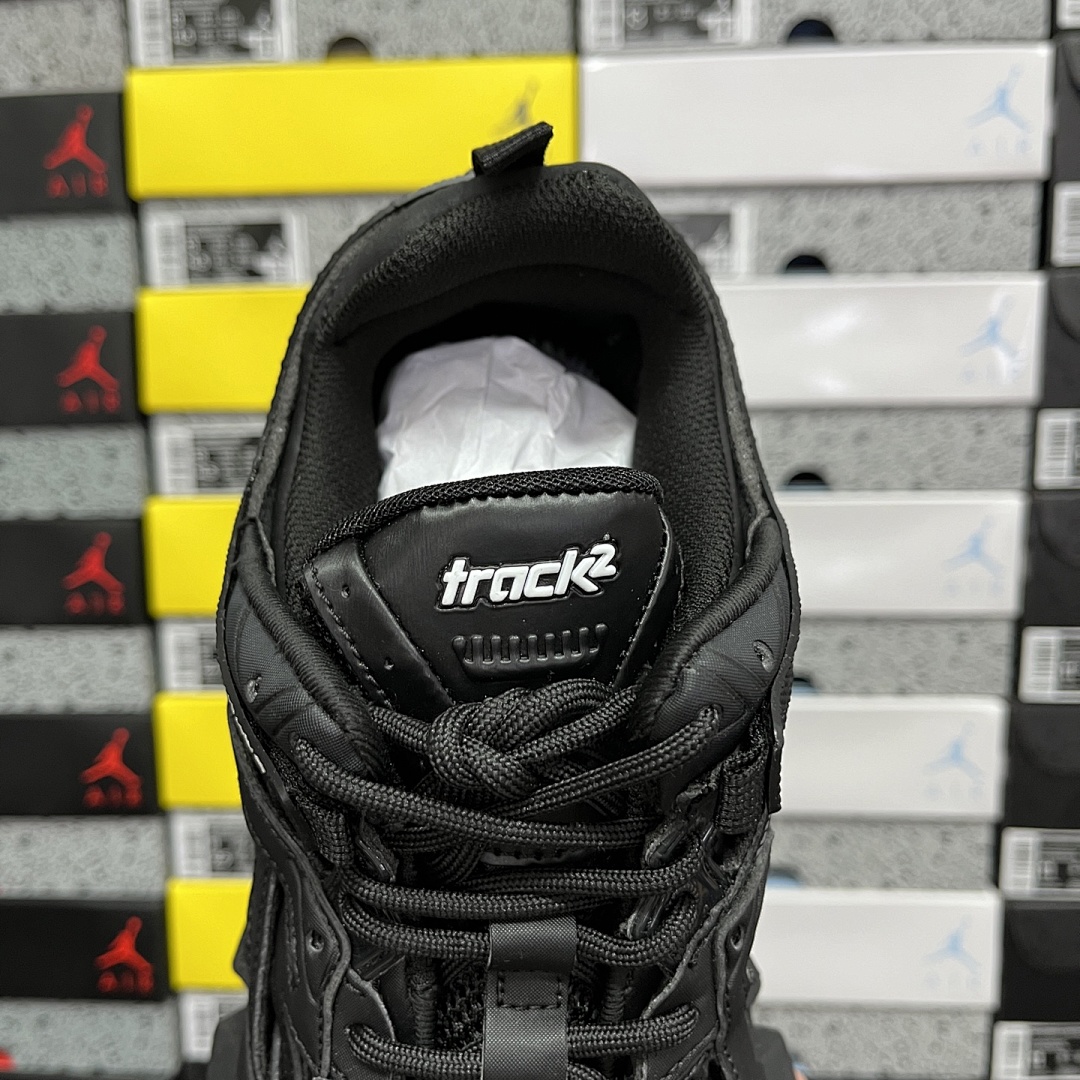 Balenciaga Track 2.0 - Image 43