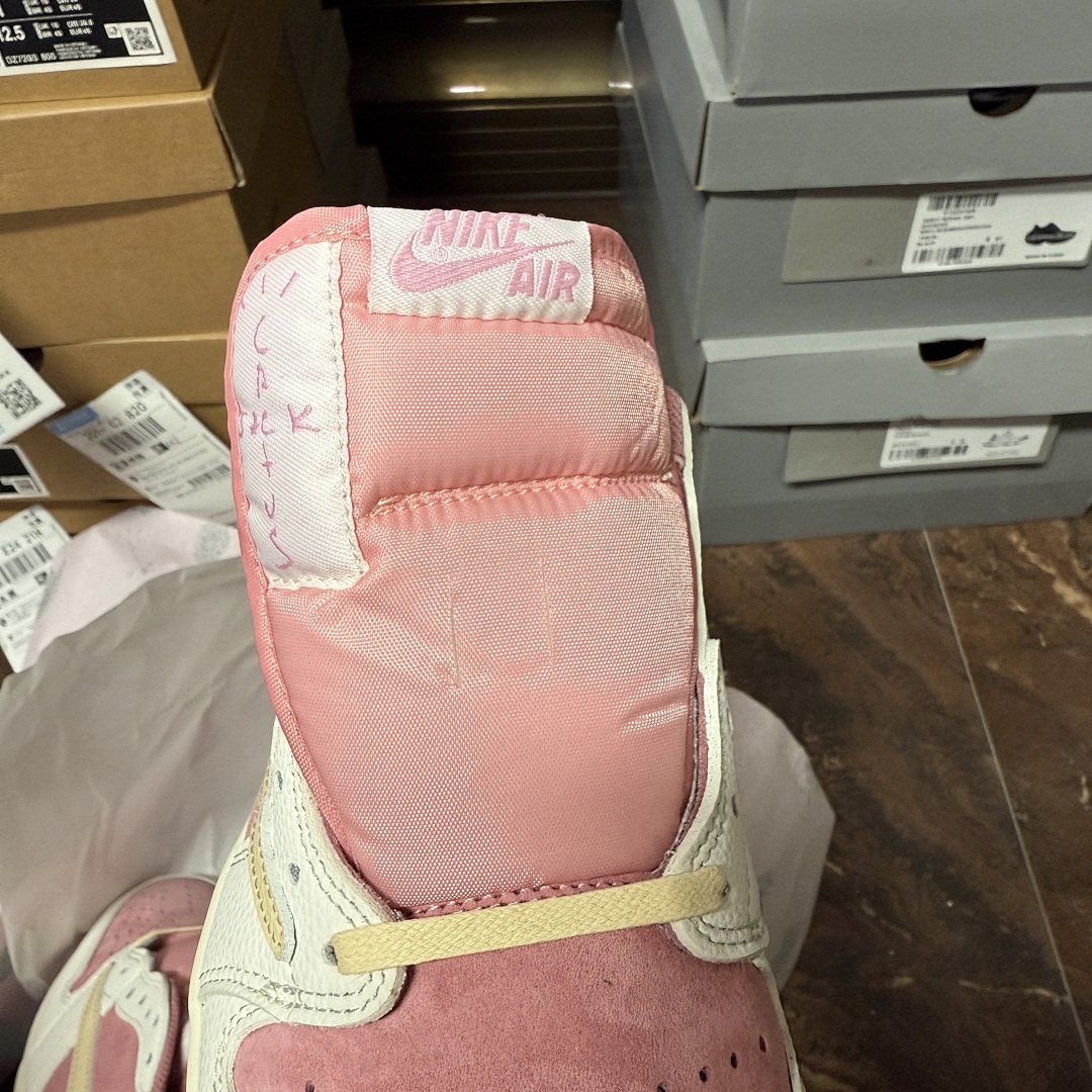 Nike Travis Scott X Air Jordan 1 Low "Shy (Pink") - Image 6