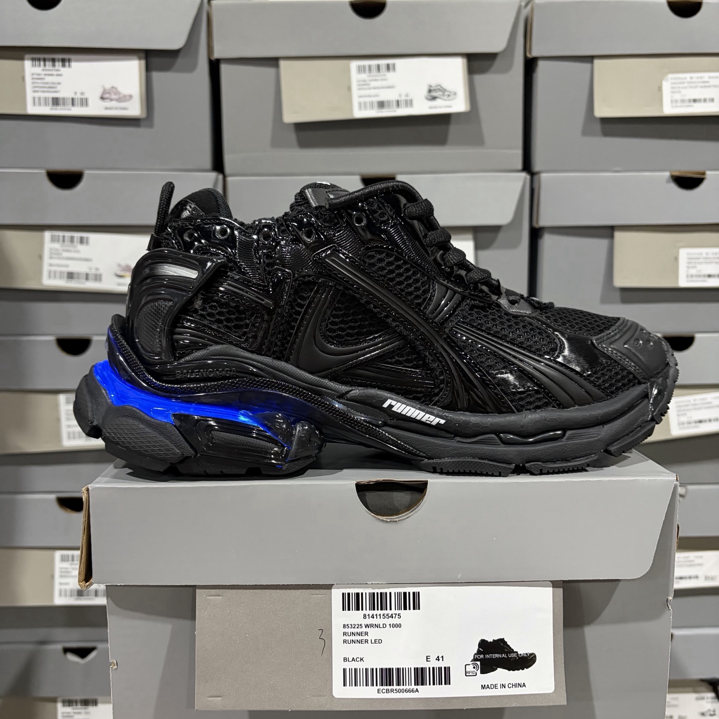 Balenciaga Runner 7 Gen (Black LED) - Image 14
