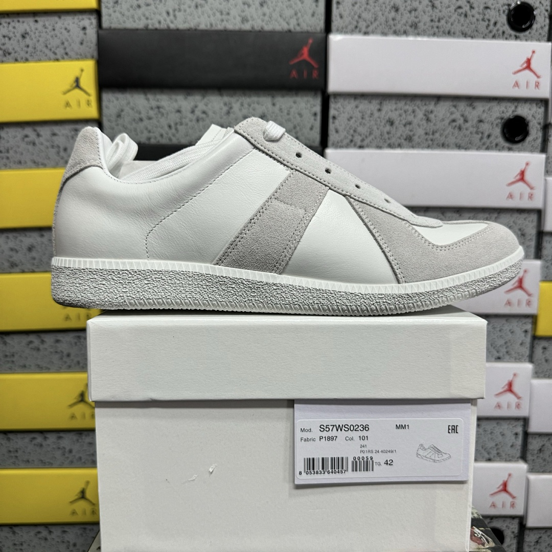 On Running Maison Margiela Replica Off White 101 Grey (Light Suede)