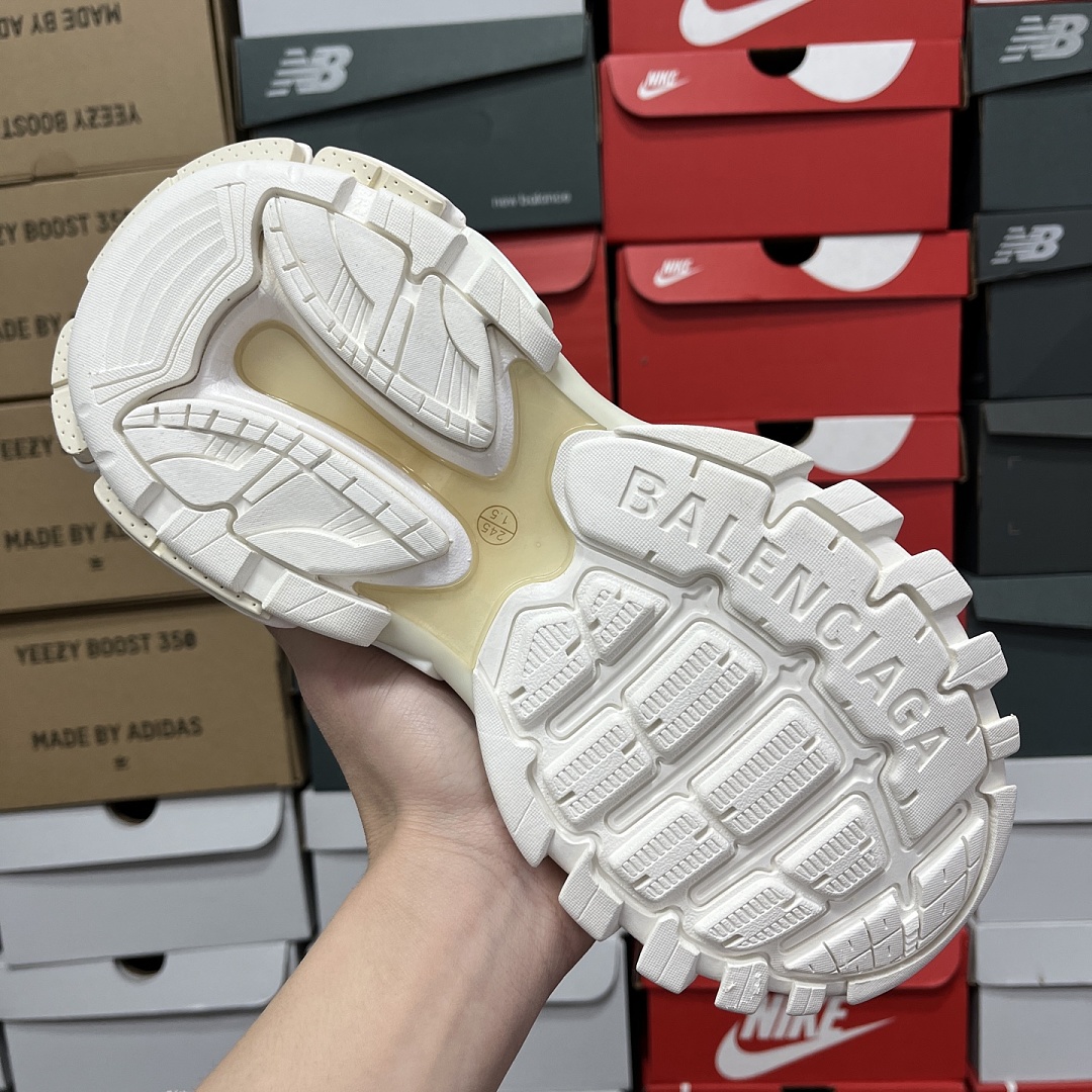 Balenciaga BLCG Track - Image 10