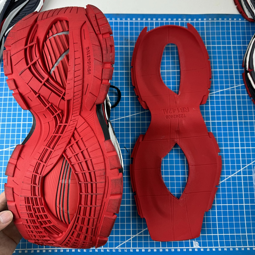 Balenciaga BLCG Platform/W Sneaker 17 Gen - Image 5