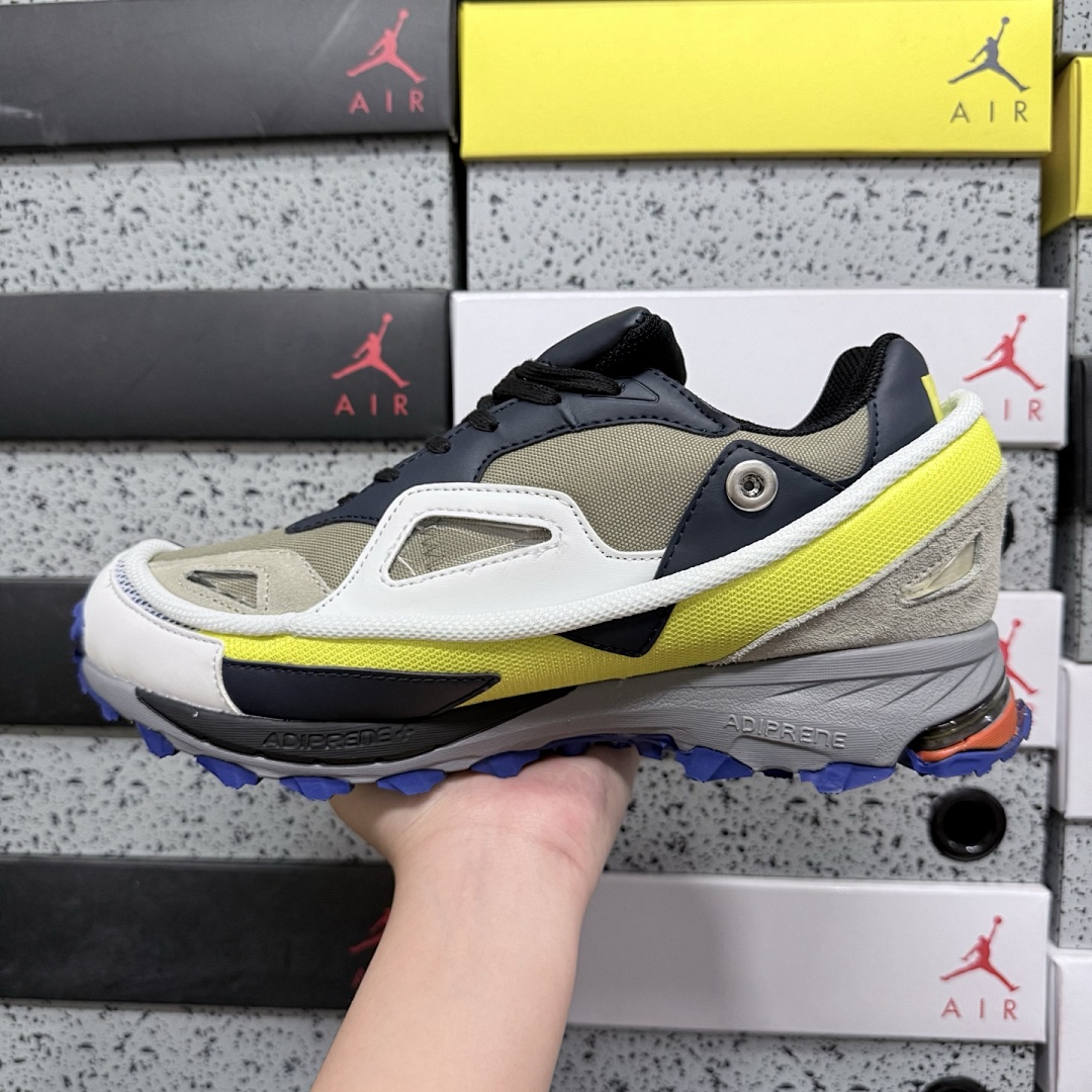 On Running Response Trail 2 Raf Simons - Image 2