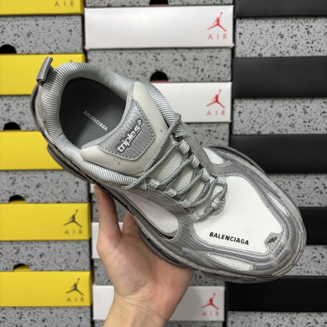 Balenciaga Triple S 2 - Image 8