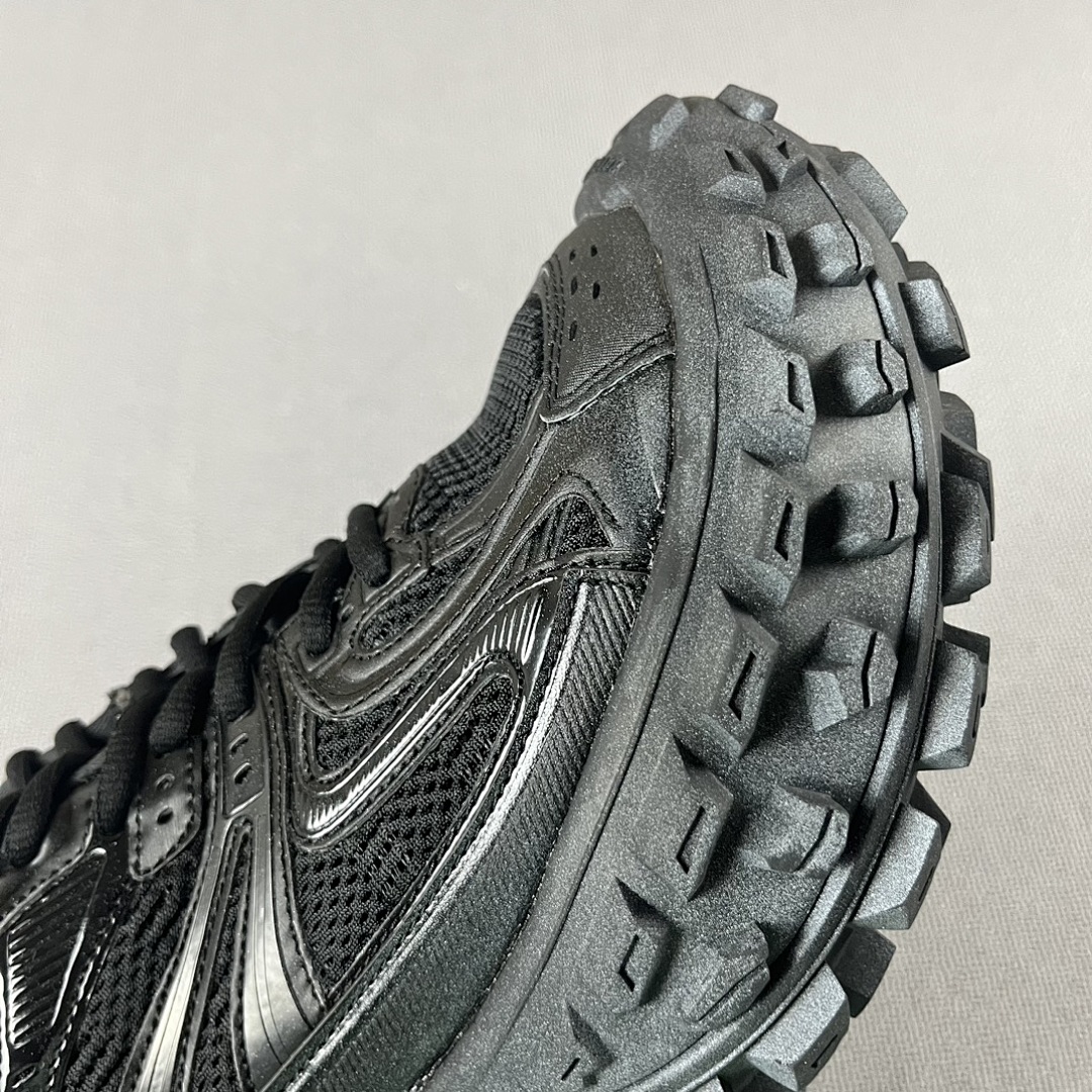 Balenciaga Defender - Image 102