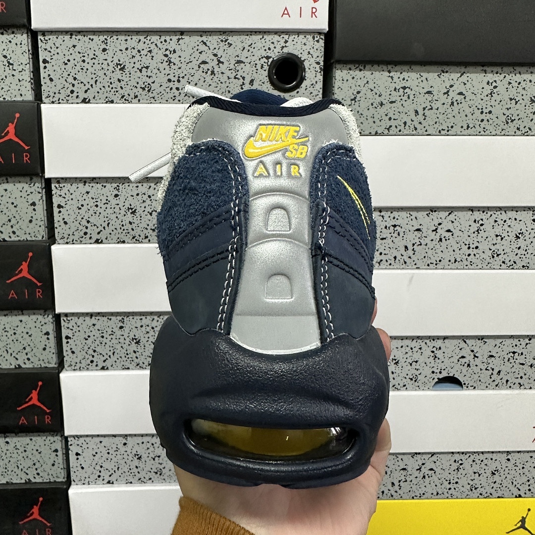 Nike Air Max 95 SB Eric Koston Obsidian Speed (Yellow) - Image 5