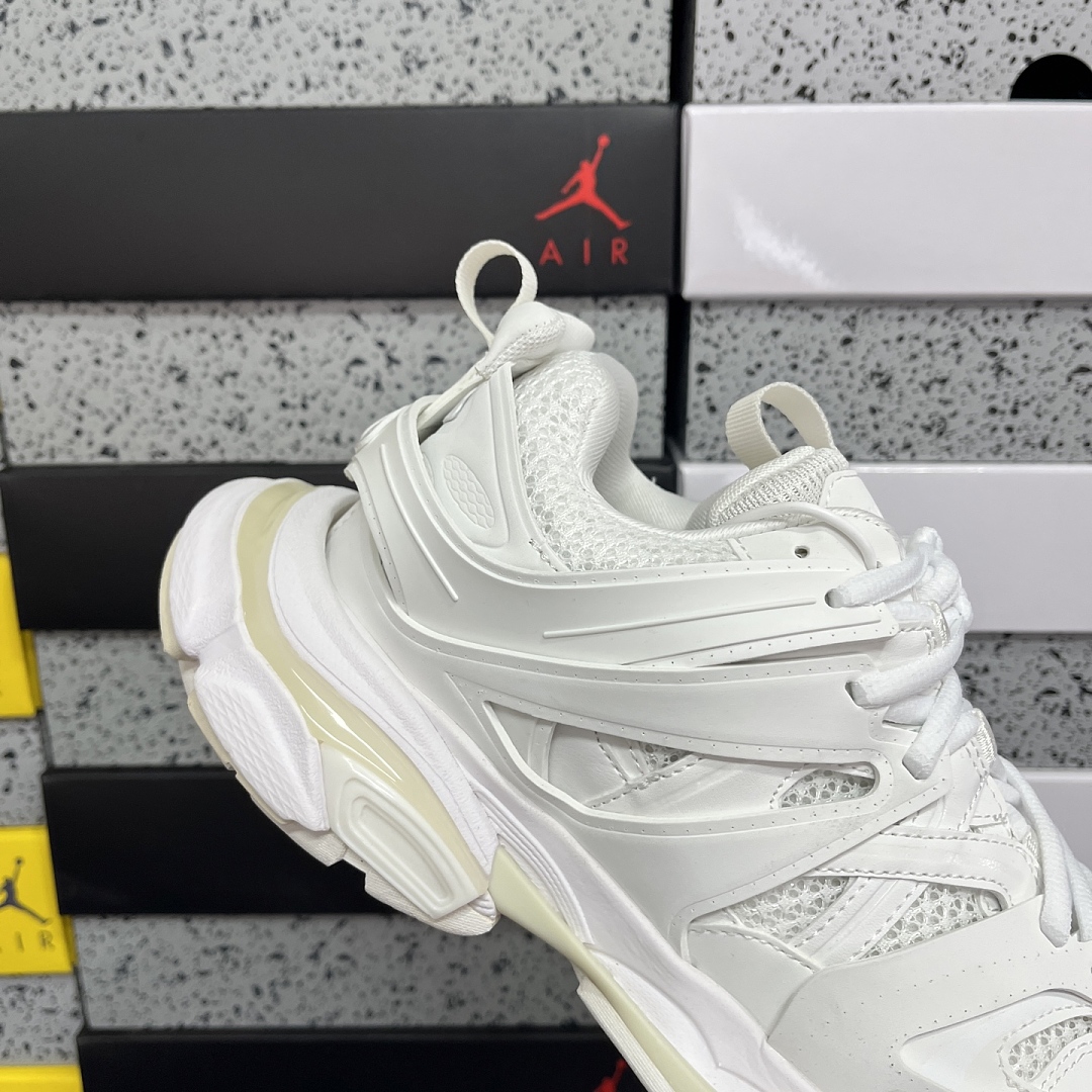 Balenciaga Track - Image 5