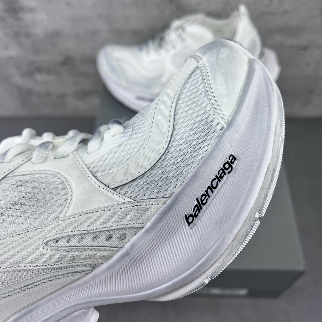 Balenciaga Circuit - Image 35