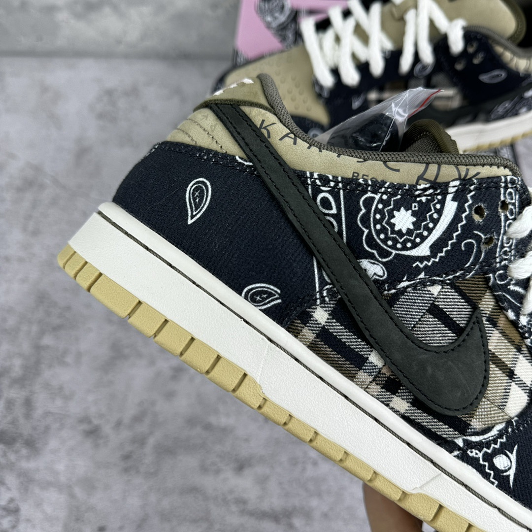 Chanel Nike SB Dunk Low Travis Scott (Regular Box) - Image 7