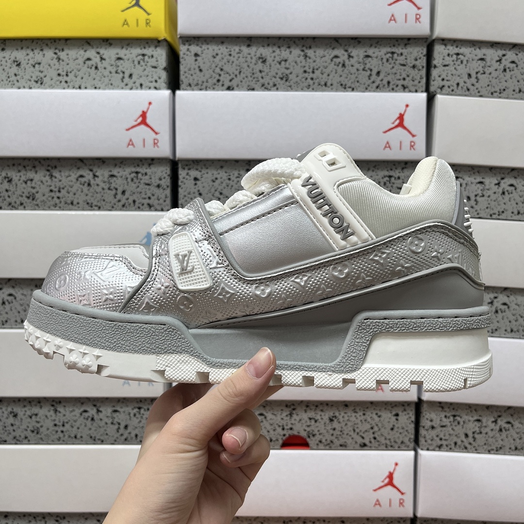 Louis Vuitton Trainer Maxi (Silver White) - Image 4
