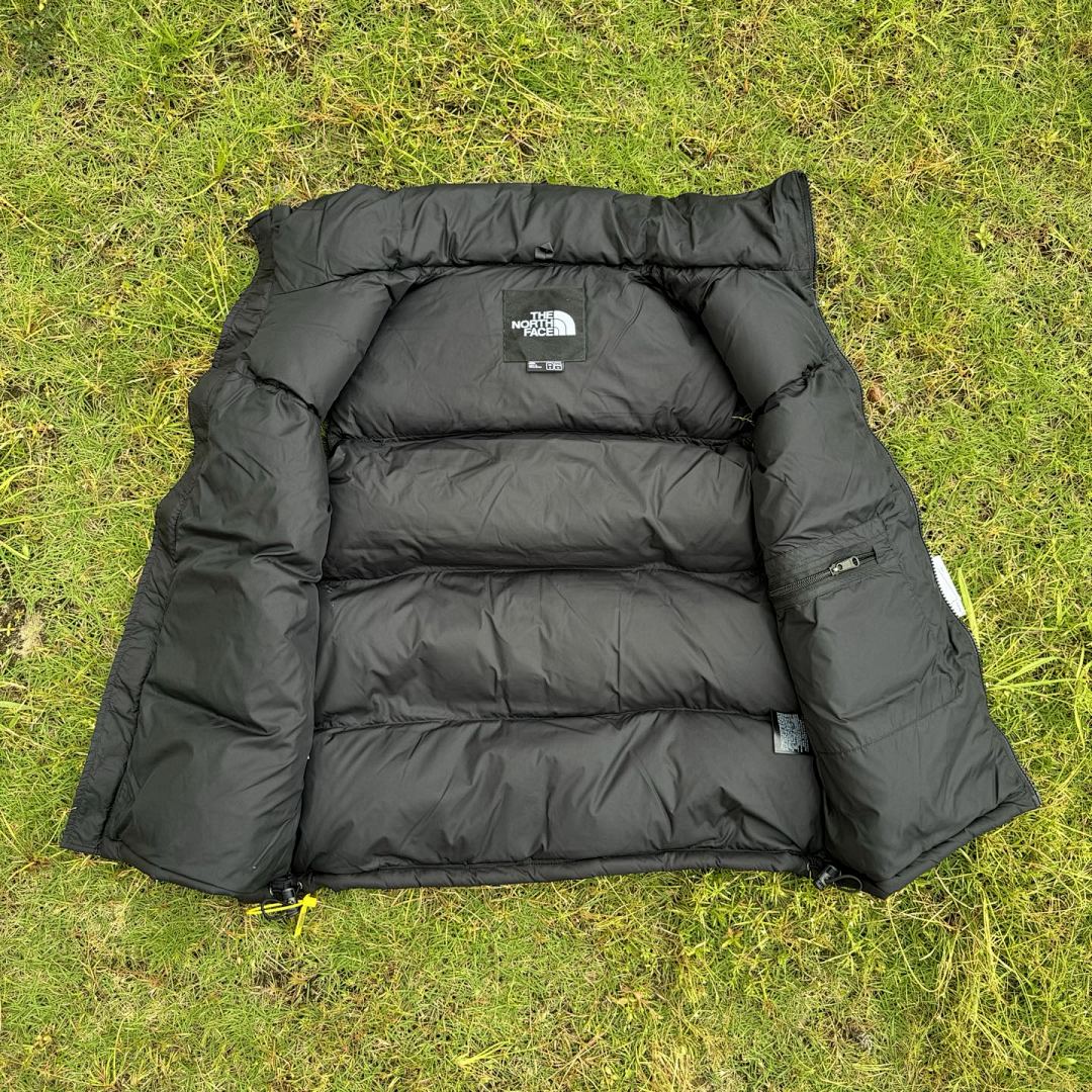 The North Face TNF 1996 Retro Nuptse Vest - Image 95