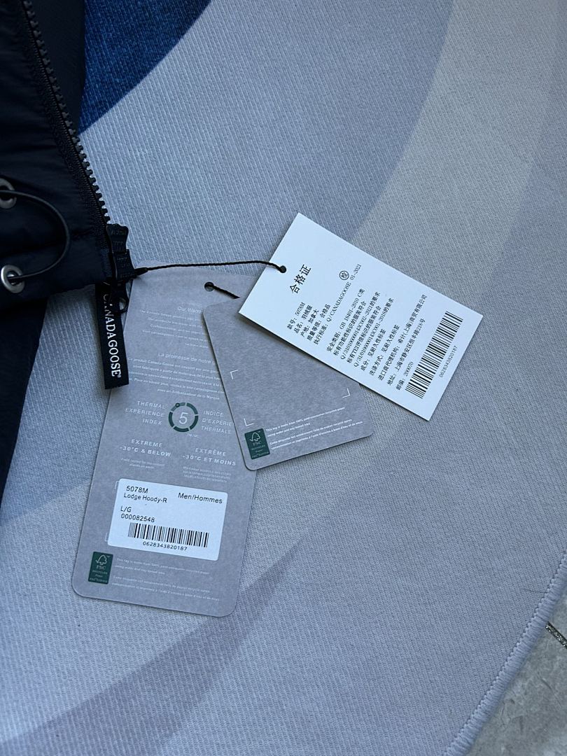 Canada Goose Label Lodge Hoody Jacket - Image 8