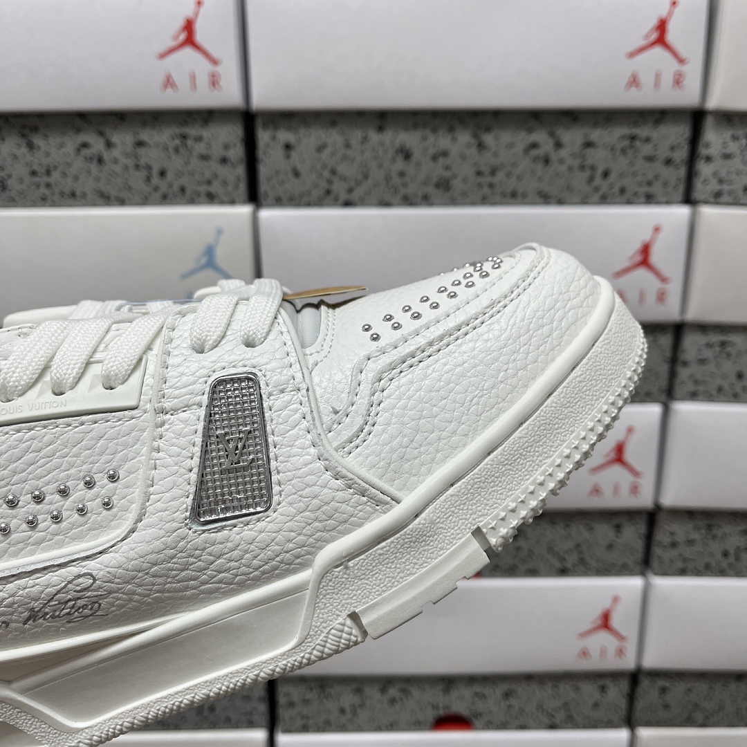 Louis Vuitton Trainer Rhinestone - Image 5