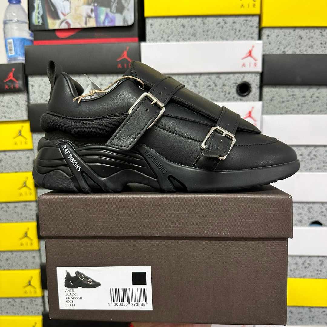On Running Raf Simons Antei Low Top - Image 13