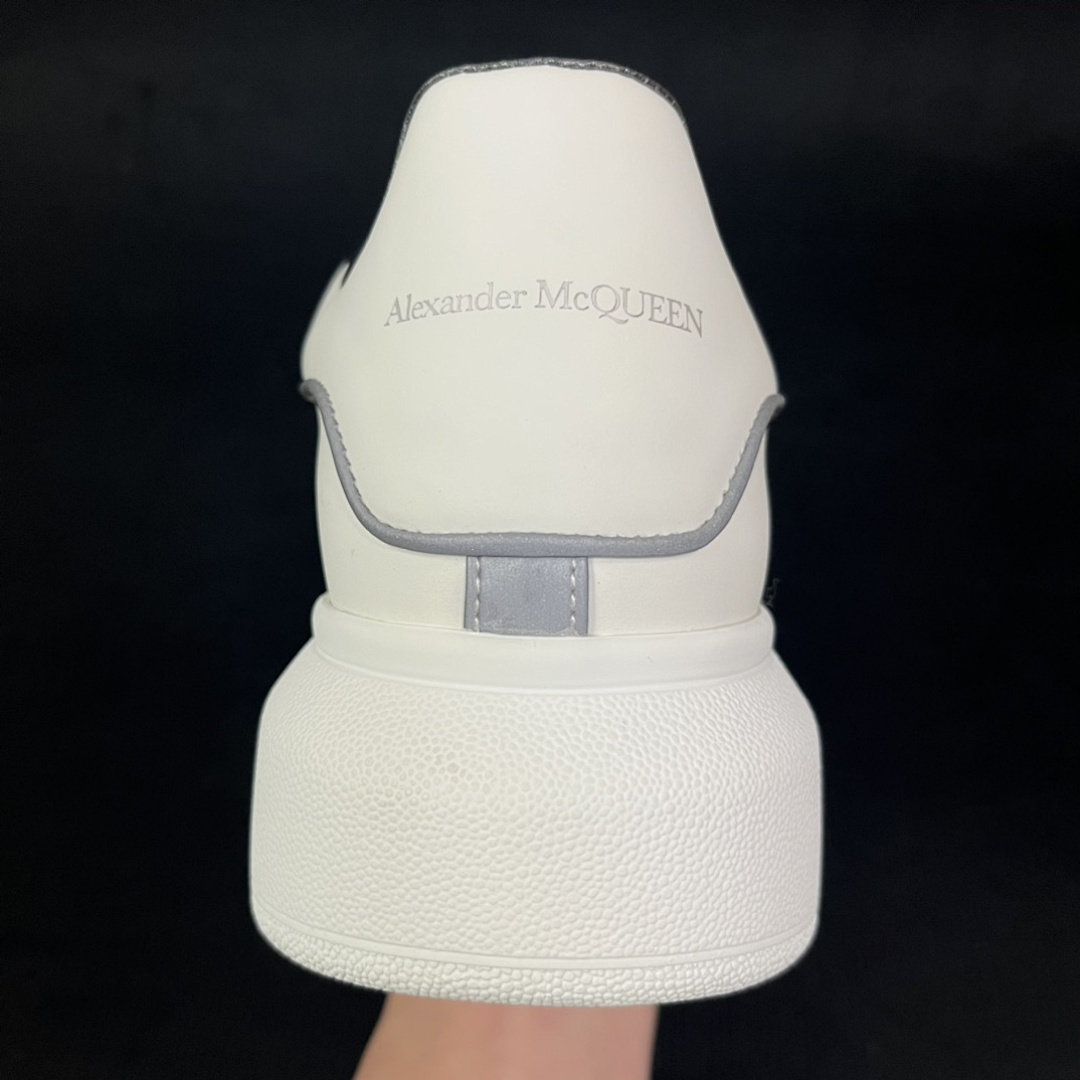 Alexander McQueen 3M Light - Image 5