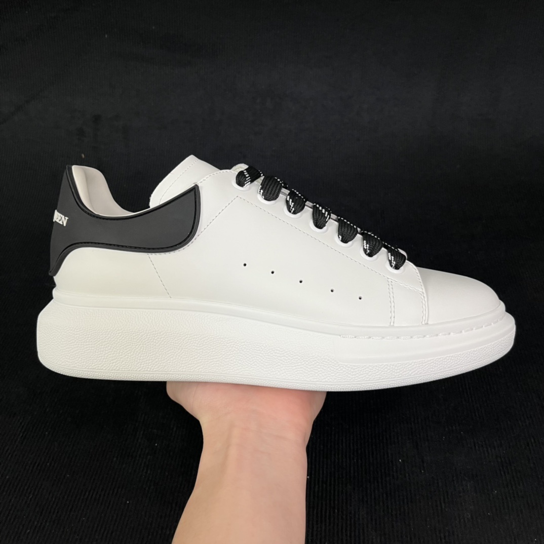 Alexander McQueen Alexander McQueen - Image 10