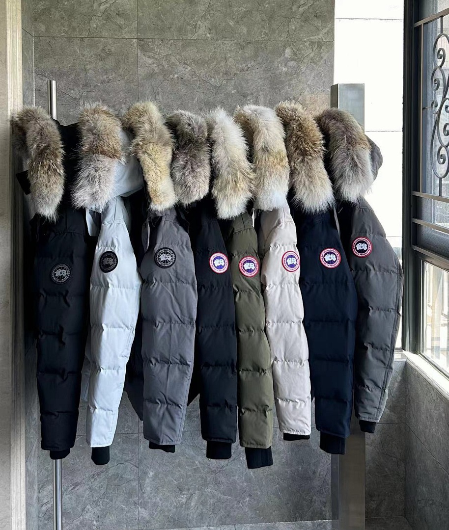 Canada Goose Wyndham Parka - Image 76