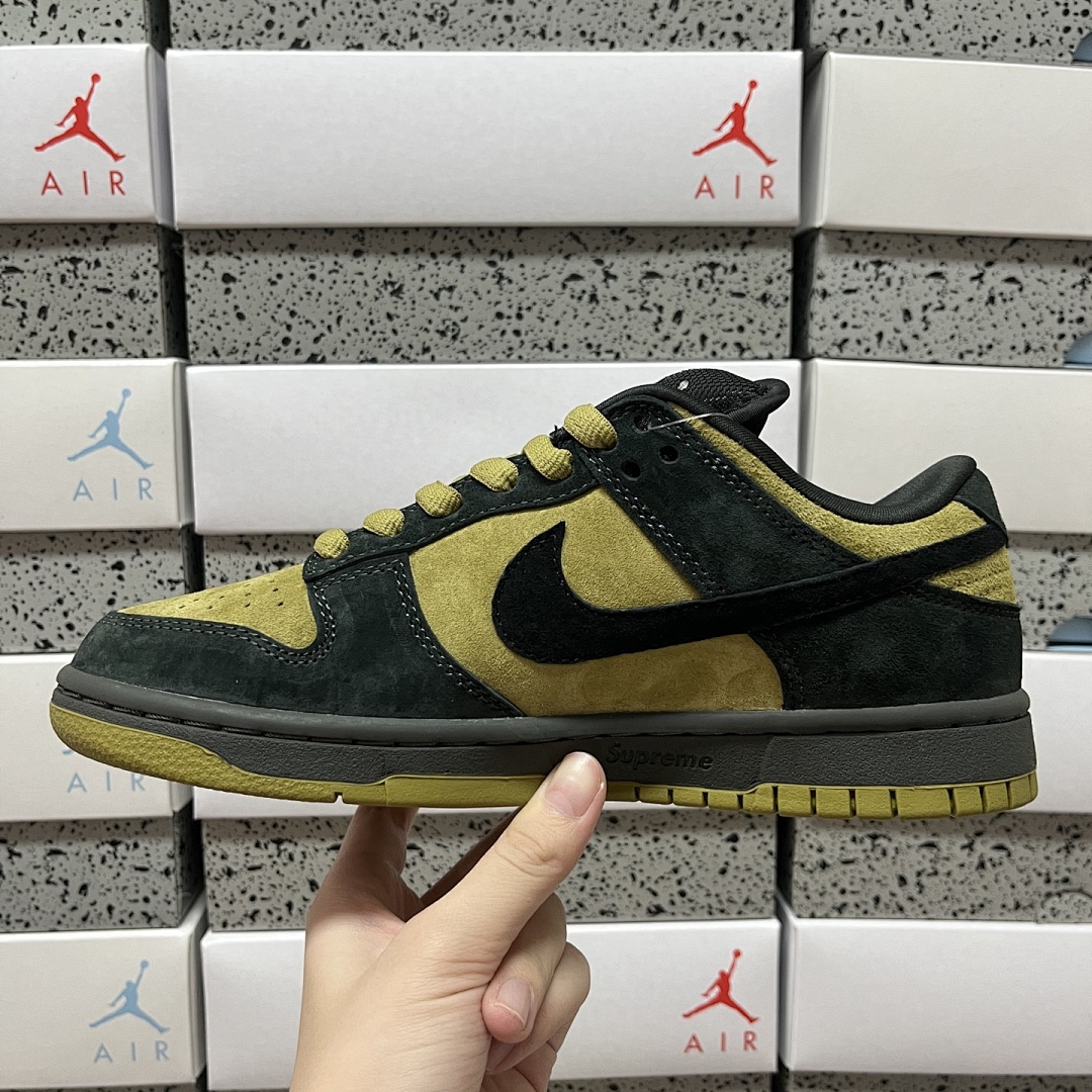 Nike SB Dunk Low Supreme Camper Collab (Black Yellow Green 94) - Image 8