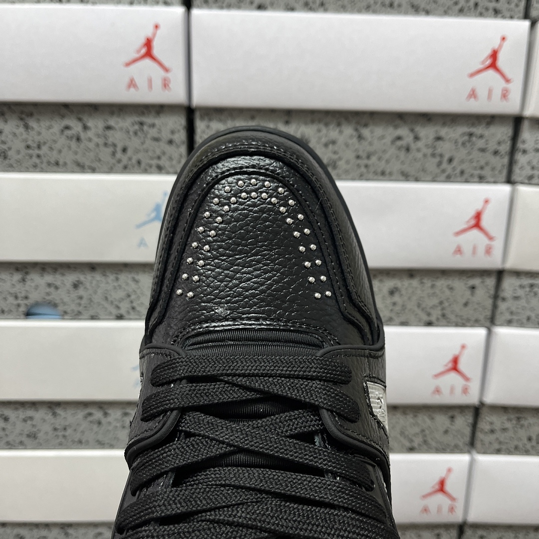 Louis Vuitton Trainer Rhinestone - Image 6