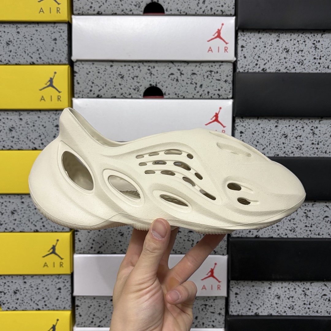 Adidas Yeezy Foam RNNR Sand Clogs - Image 2