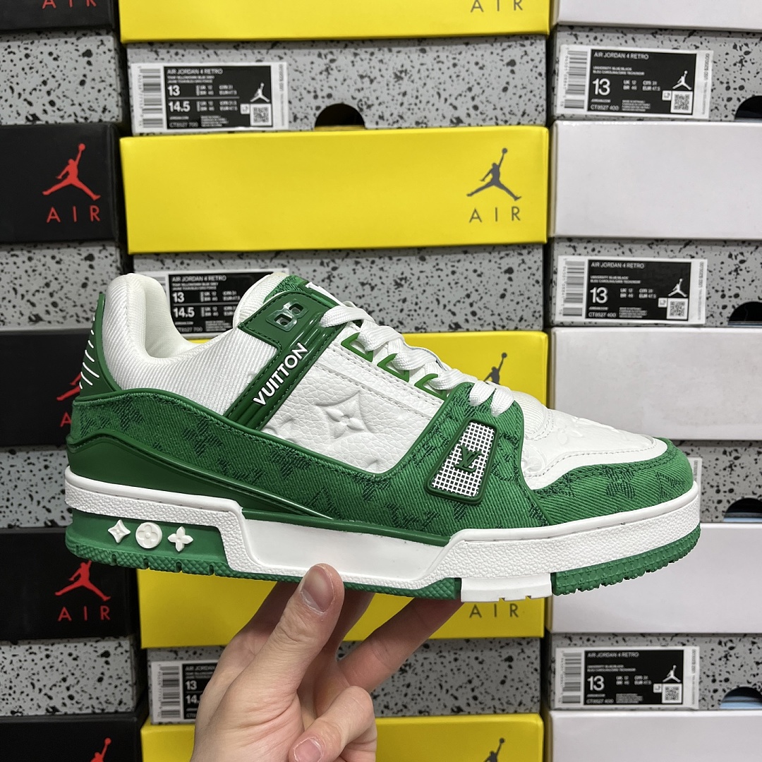 Louis Vuitton Trainer 1-04 - Image 4