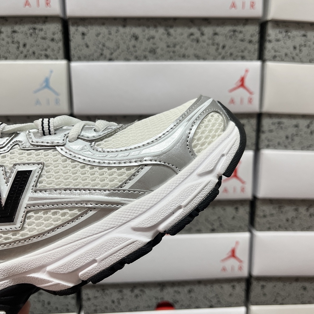 New Balance 740 (White Silver Metallic Navy) - Image 7