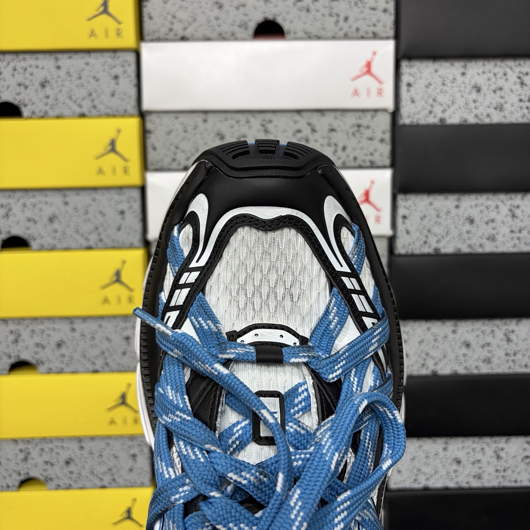 Balenciaga 6XL - Image 7