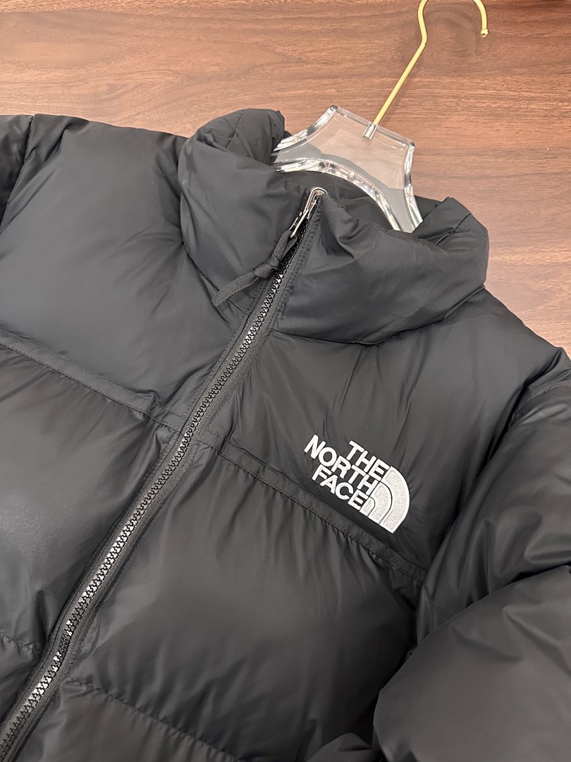 Chanel The North Face 1996 Retro Nuptse 700 Fill Packable Jacket - Image 18