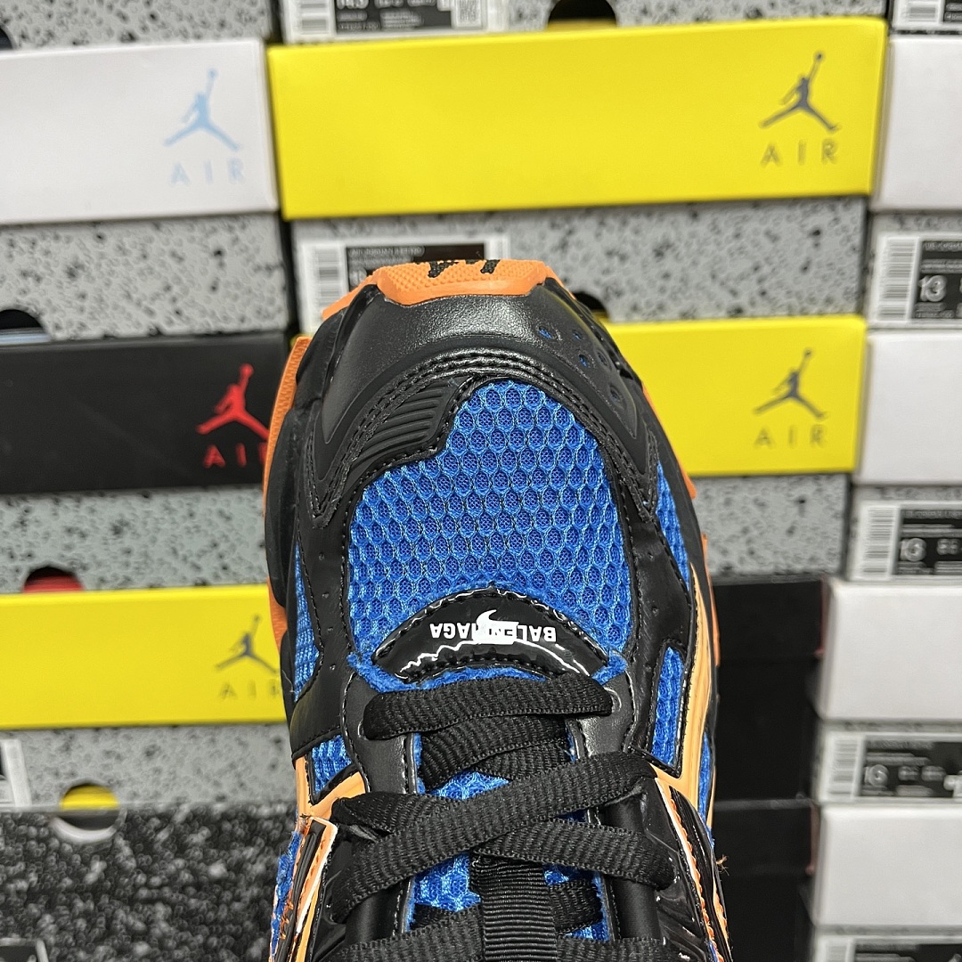Balenciaga BLCG Runner 7.0 - Image 3