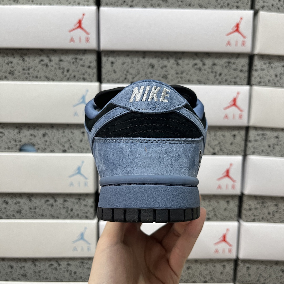 Nike SB Dunk Low Supreme 94 Ocean Fog Collab (Blue Black) - Image 2
