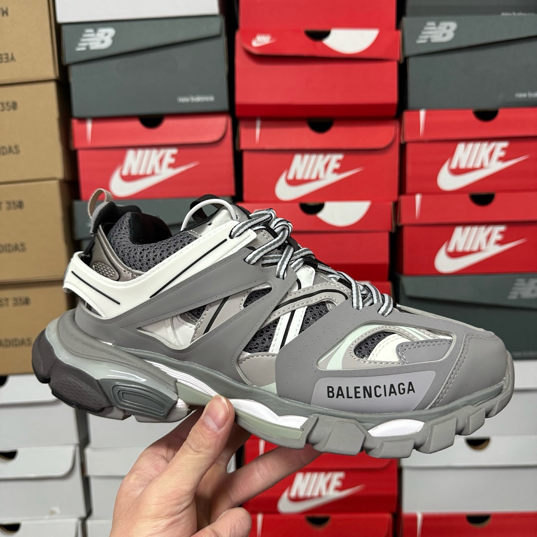 Balenciaga Track Dark Grey LED - Image 3