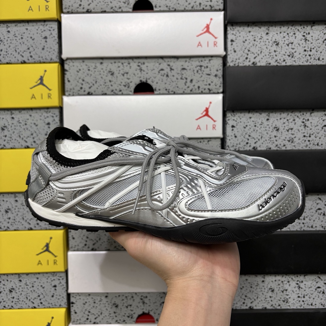 Balenciaga BLCG Radar 25 Gen (Silver) - Image 7