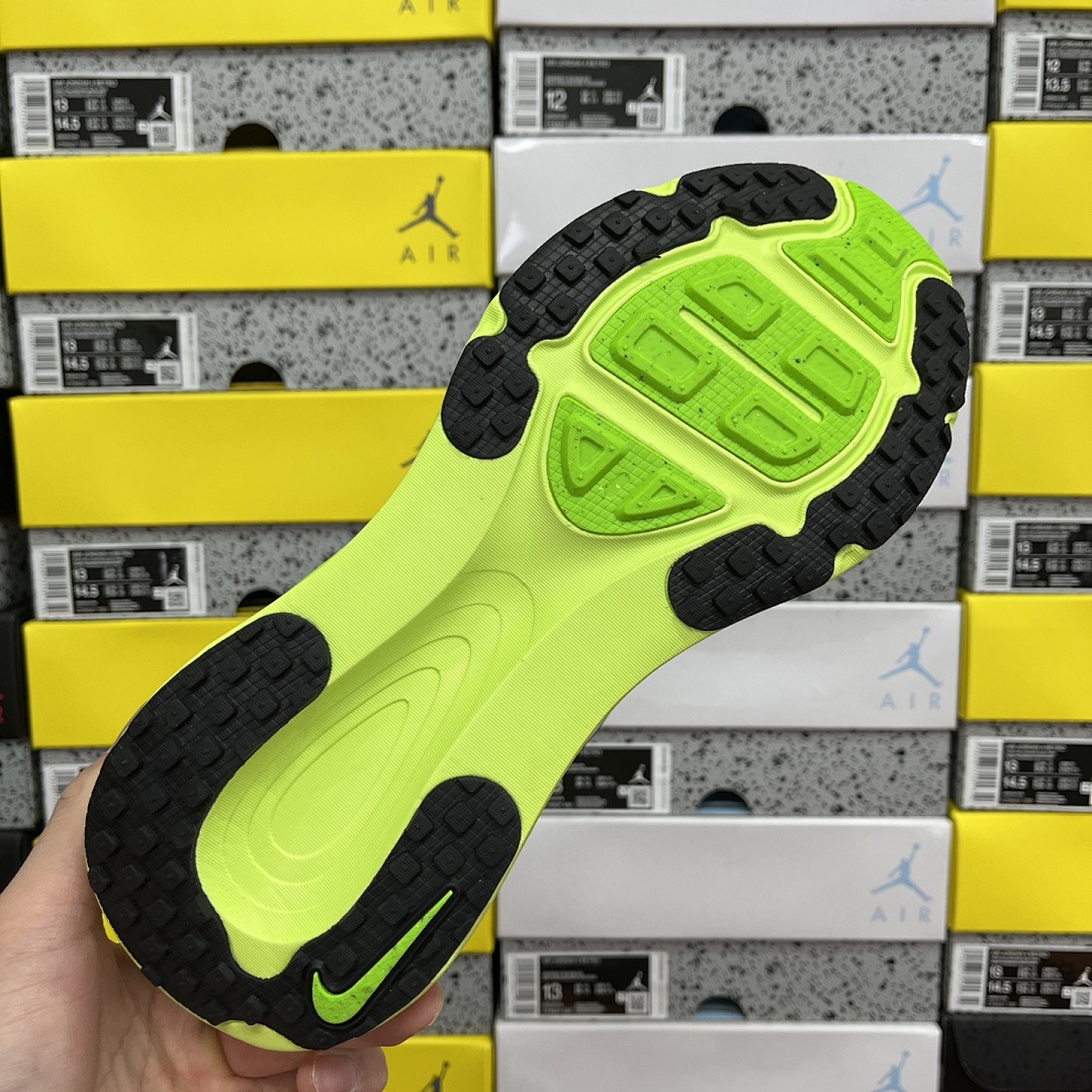 Nike Zoom Vomero - Image 7