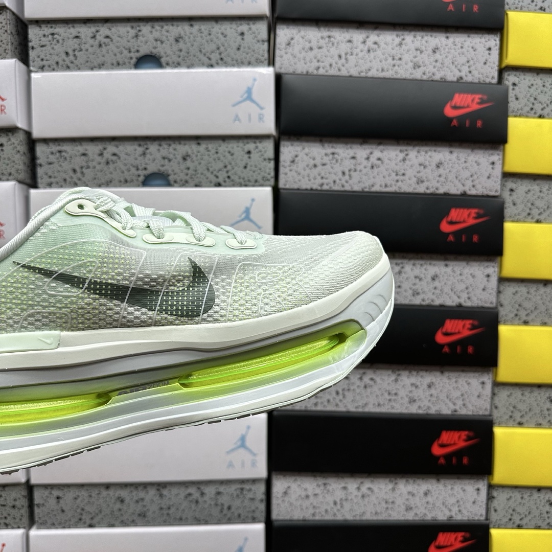 Nike Vomero Premium Barely Volt - Image 4