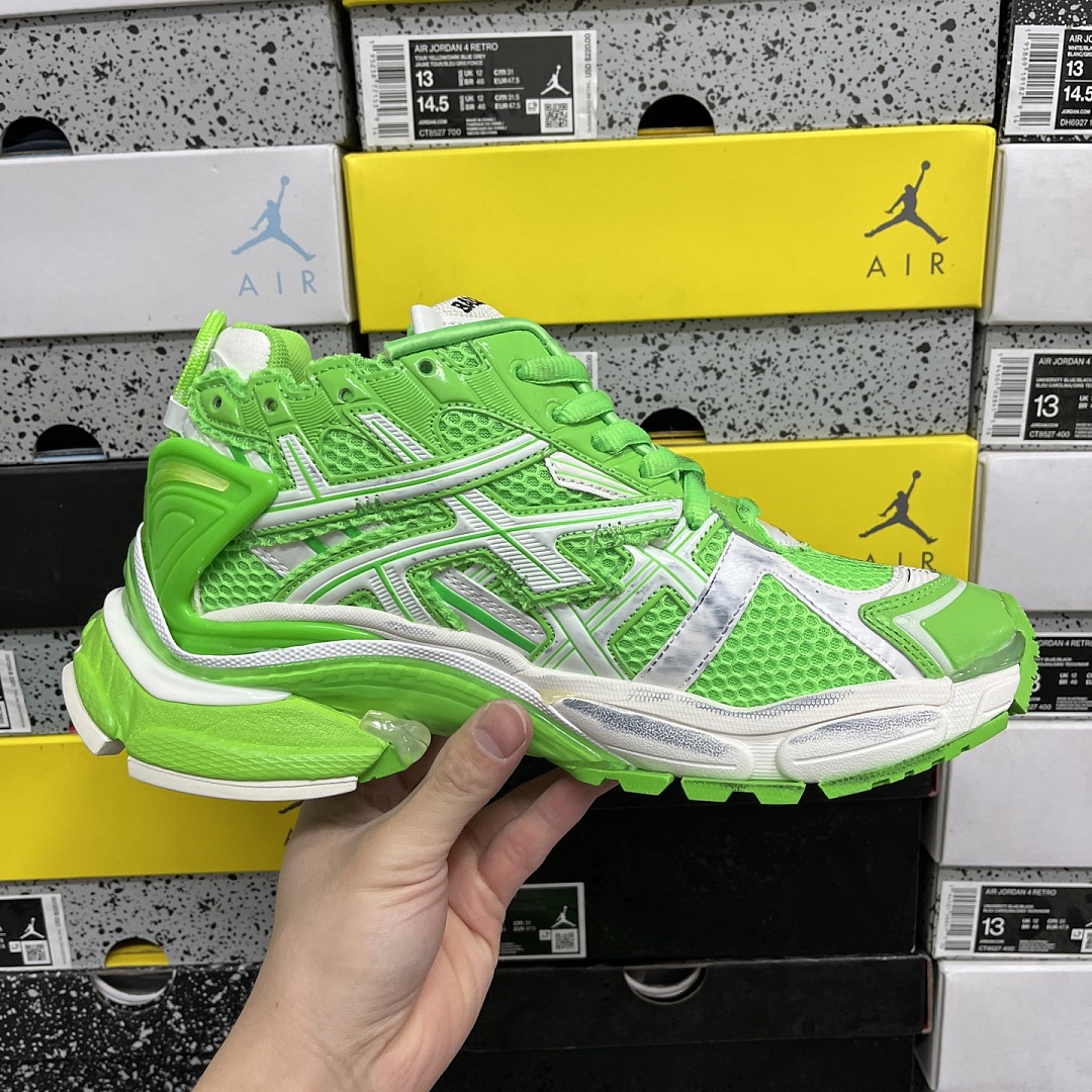 Balenciaga BLCG Runner 7.0 - Image 8
