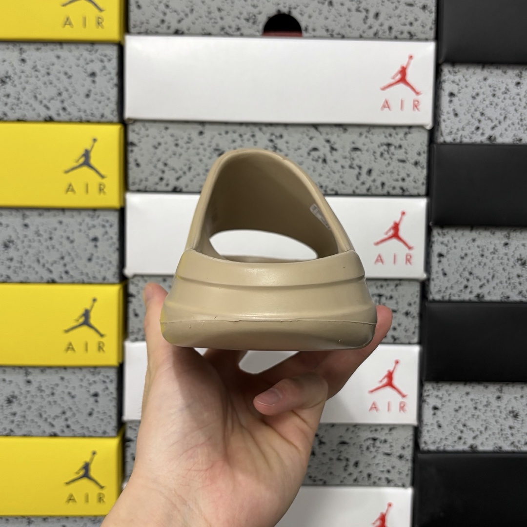 Adidas Yeezy Slide Pure Slides - Image 8