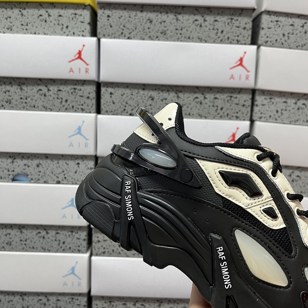 On Running Raf Simons Cylon-21 - Image 6