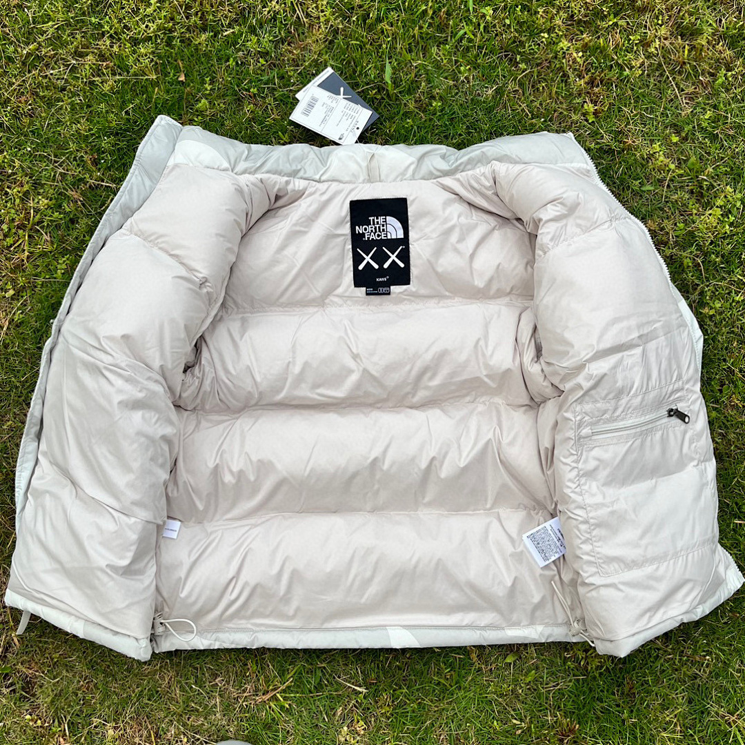 The North Face TNF 1996 Retro Nuptse 700 Fill Packable Jacket - Image 43