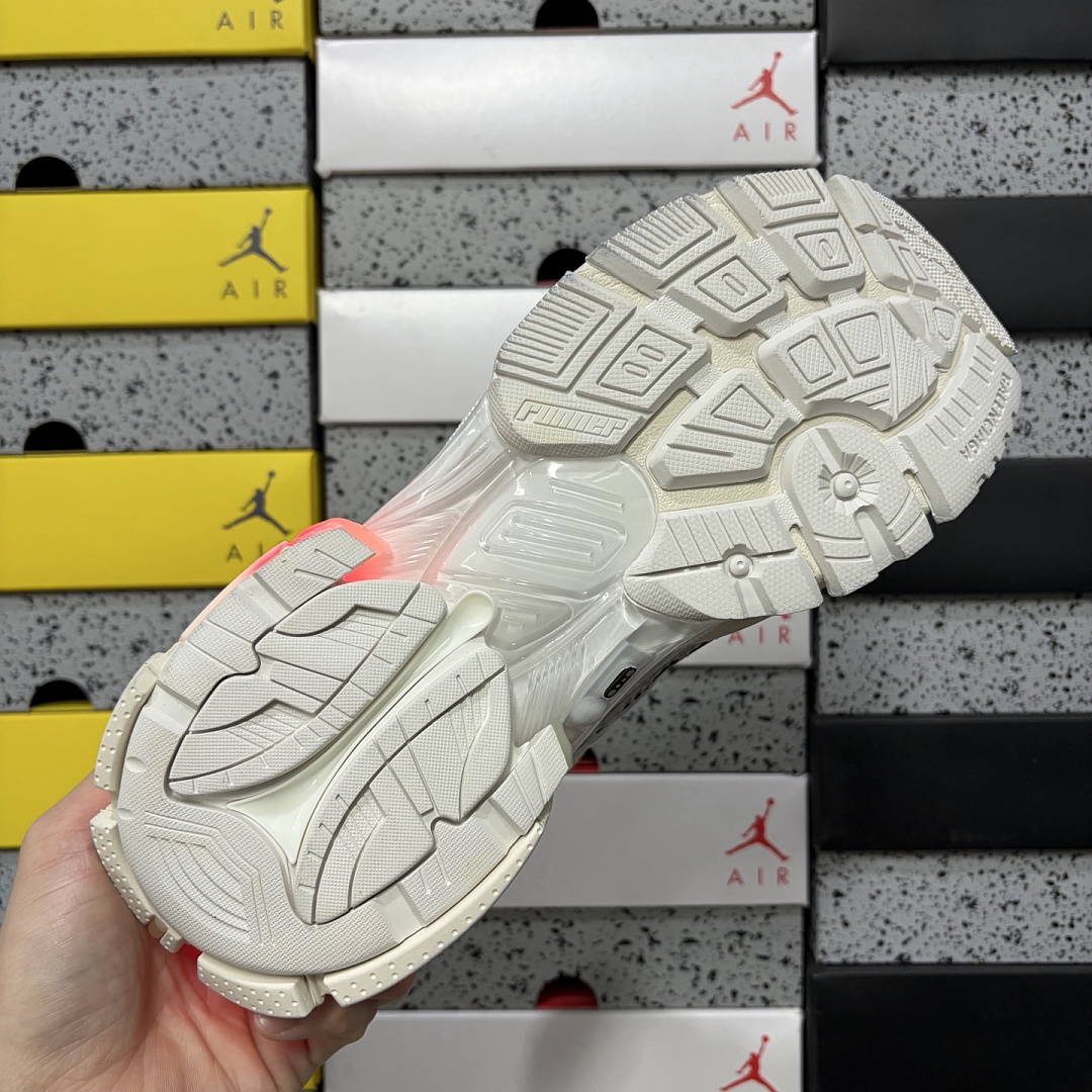 Balenciaga Runner LED 7.5 (White) - Image 12