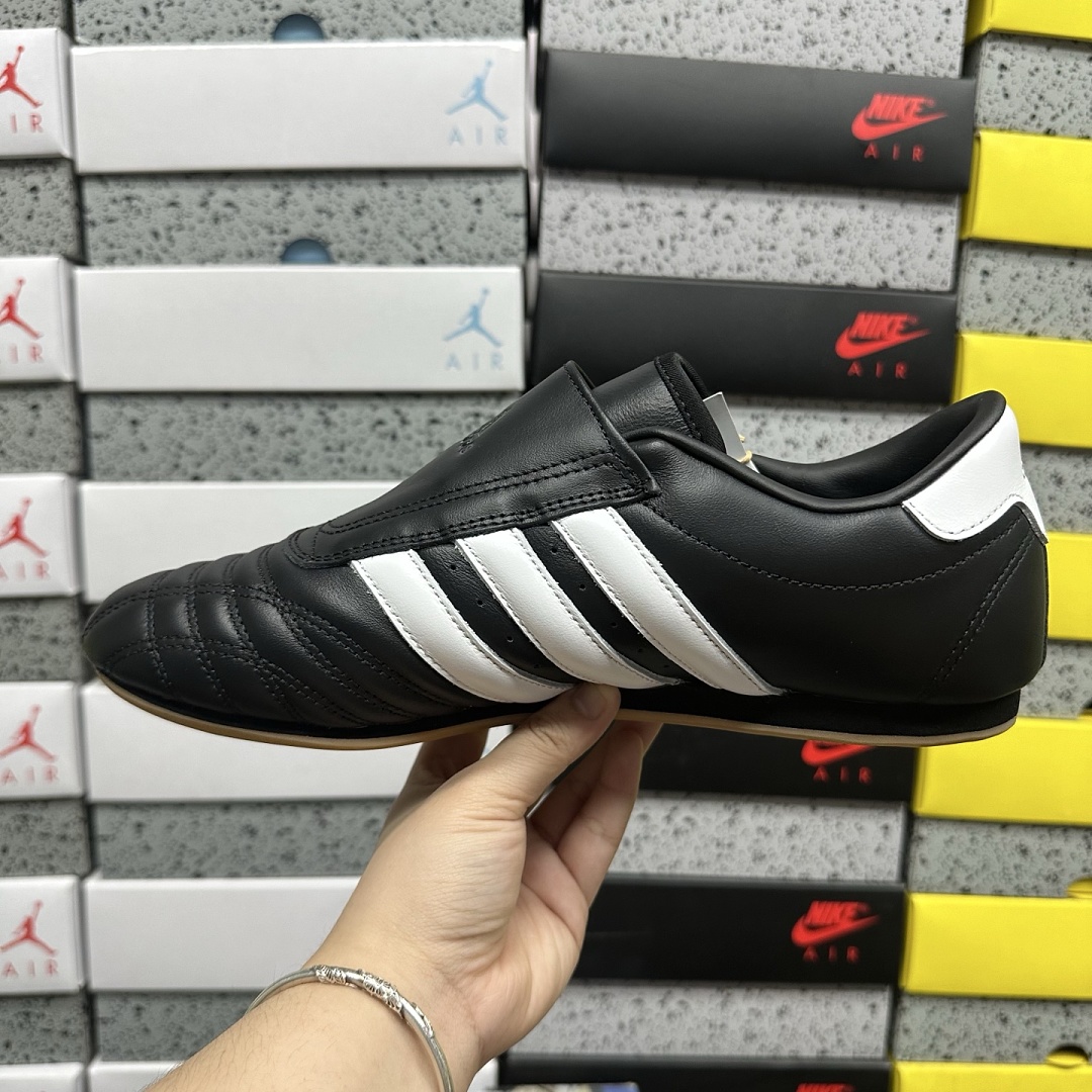 Adidas Taekwondo (White Black) - Image 10
