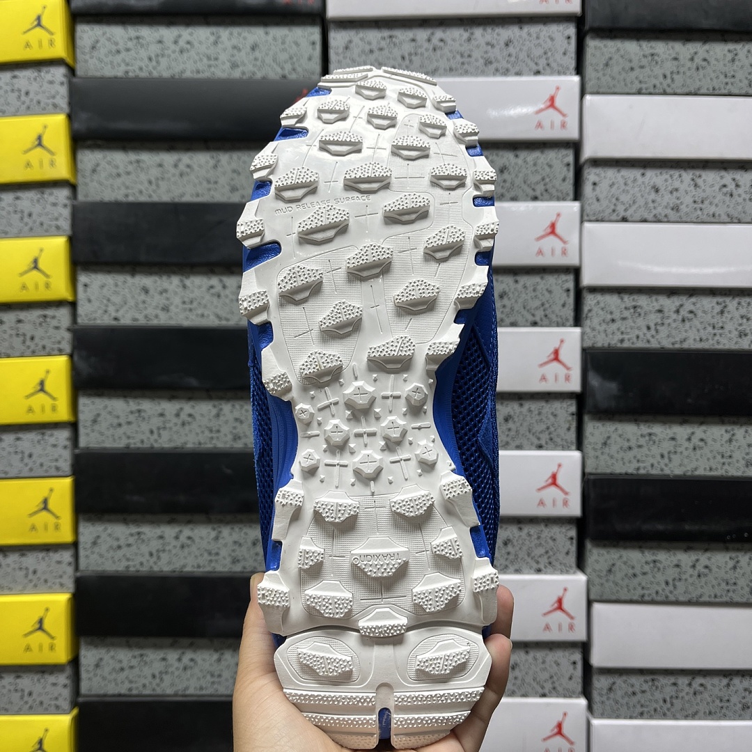 On Running Response Trail 2 Raf Simons - Image 6