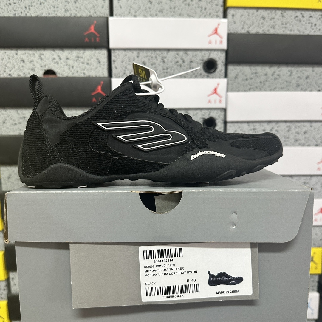 Balenciaga Monday UItra 21 Gen - Image 11