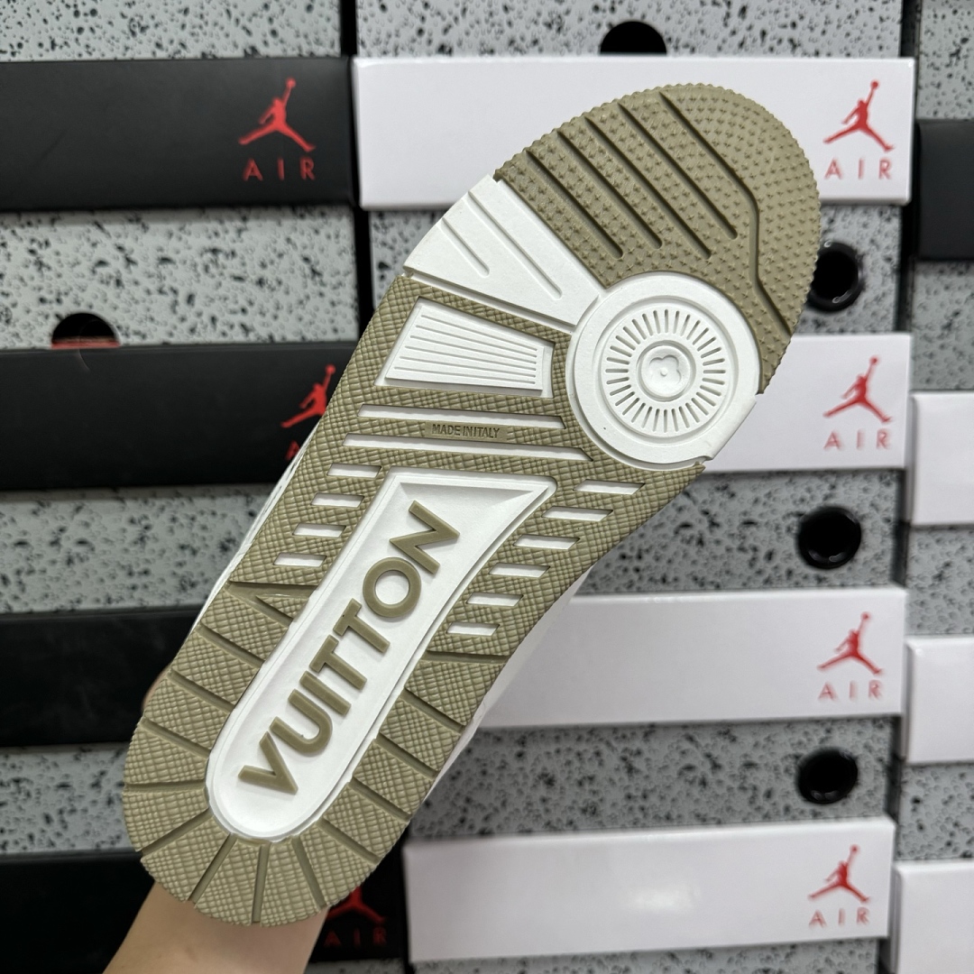 Louis Vuitton Trainer (White Khaki) - Image 8