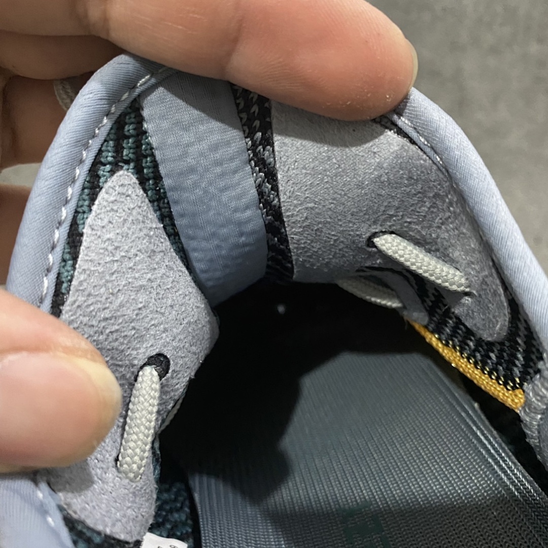 Adidas Yeezy 350 Washed Denim (Blue) - Image 11
