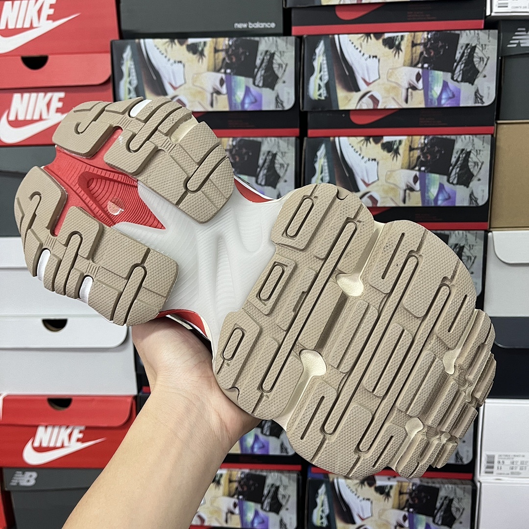 Balenciaga Cargo - Image 10