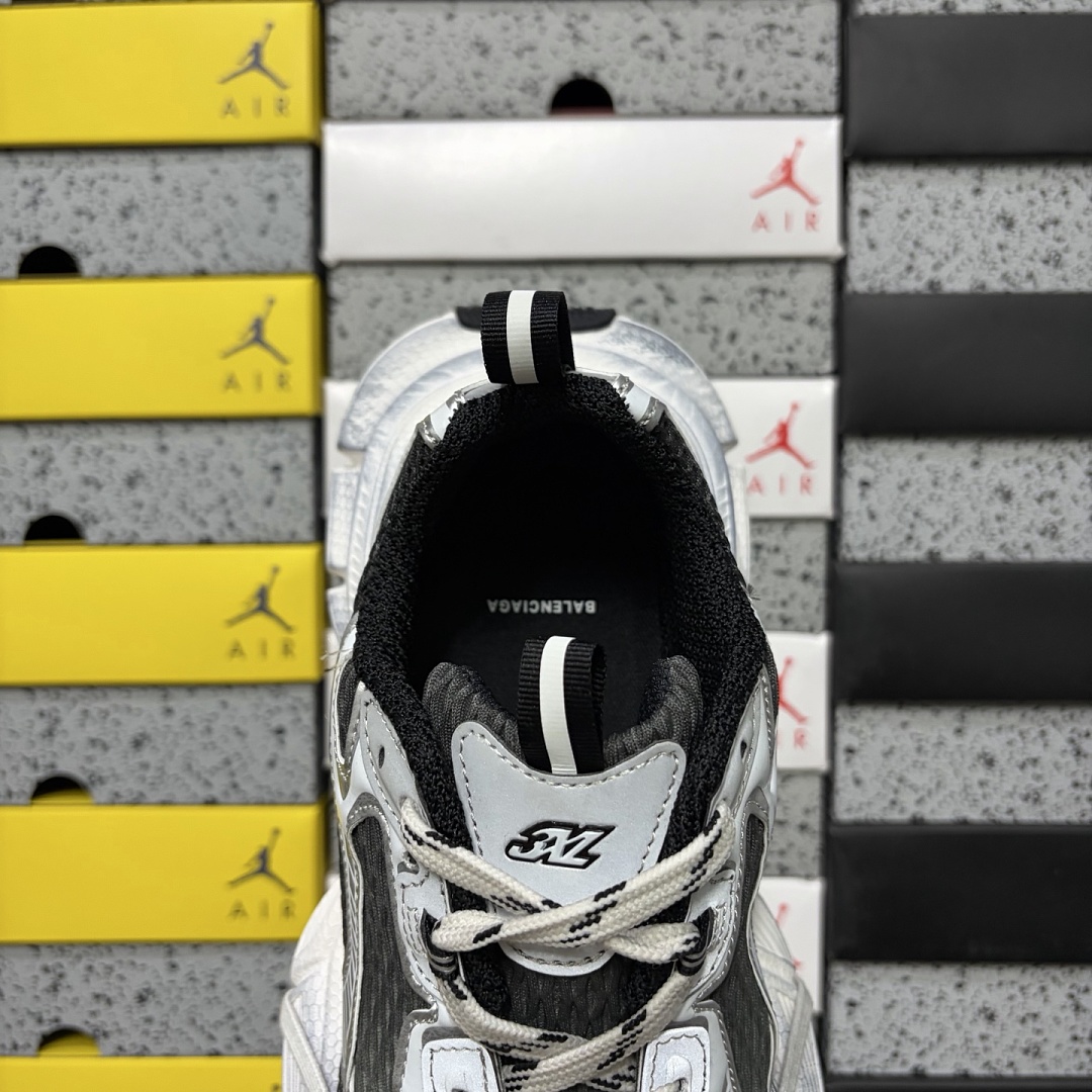 Balenciaga BLCG 3XL - Image 3